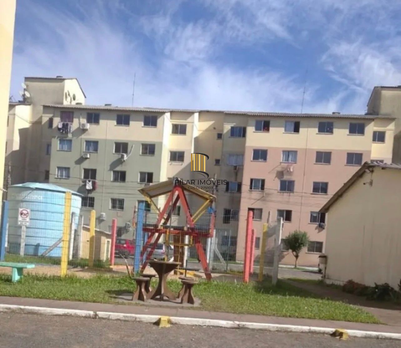 Apartamento de 2 quartos no quinto andar em Gravataí