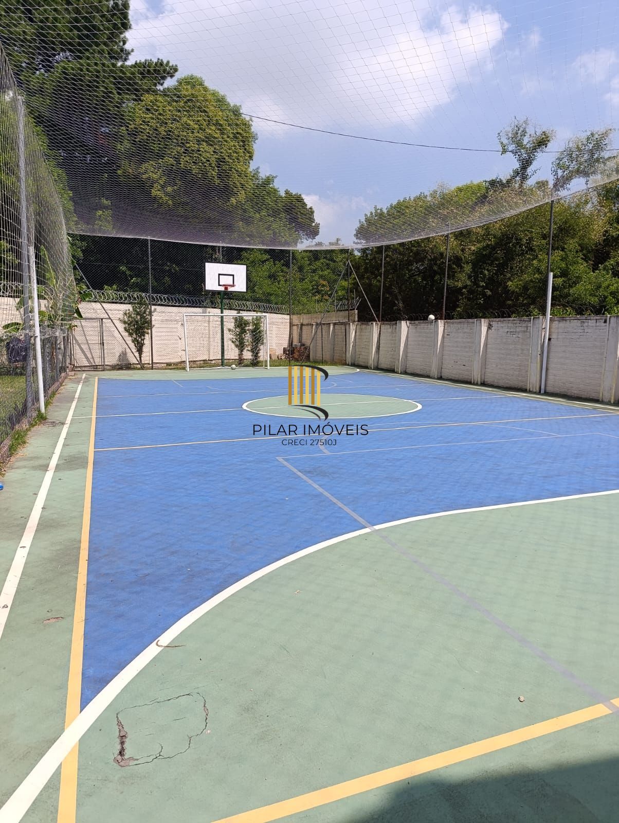 Casa em condomínio fechado de 3 dormitórios,2 vagas no bairro Parque Santa Fé.