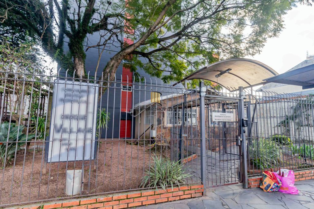 Apartamento com 1 quarto, elevador, Piscina e Churrasqueira Partenon.