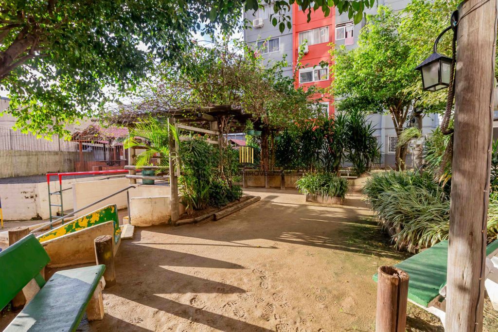 Apartamento com 1 quarto, elevador, Piscina e Churrasqueira Partenon.