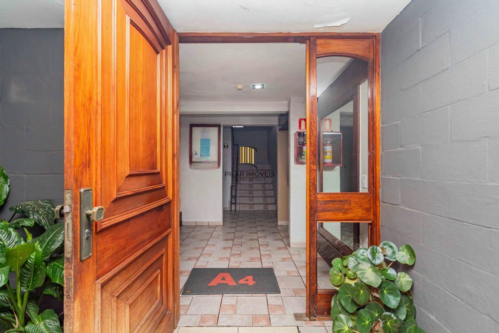 Apartamento com 1 quarto, elevador, Piscina e Churrasqueira Partenon.