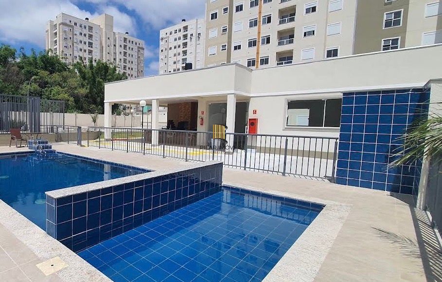 Apartamento com Sacada Churrasqueira com 1 vaga de garagem Av. Protásio Alves
