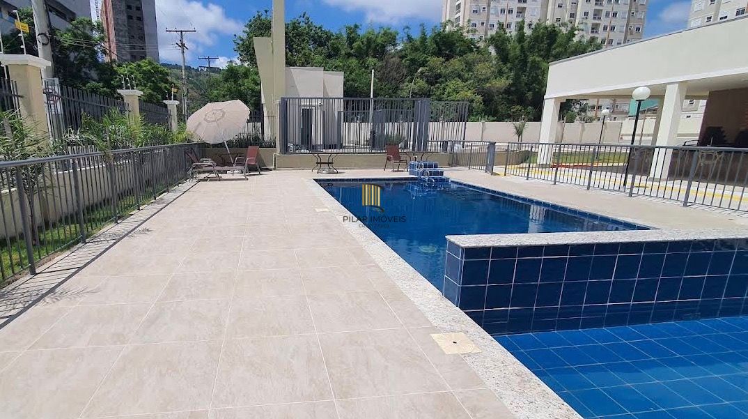 Apartamento com Sacada Churrasqueira com 1 vaga de garagem Av. Protásio Alves