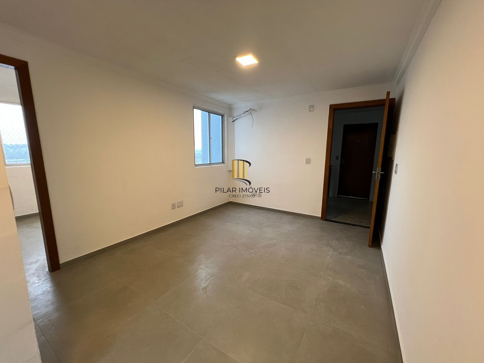 Apartamento com 2 dormitórios no Bairro Vila Nova