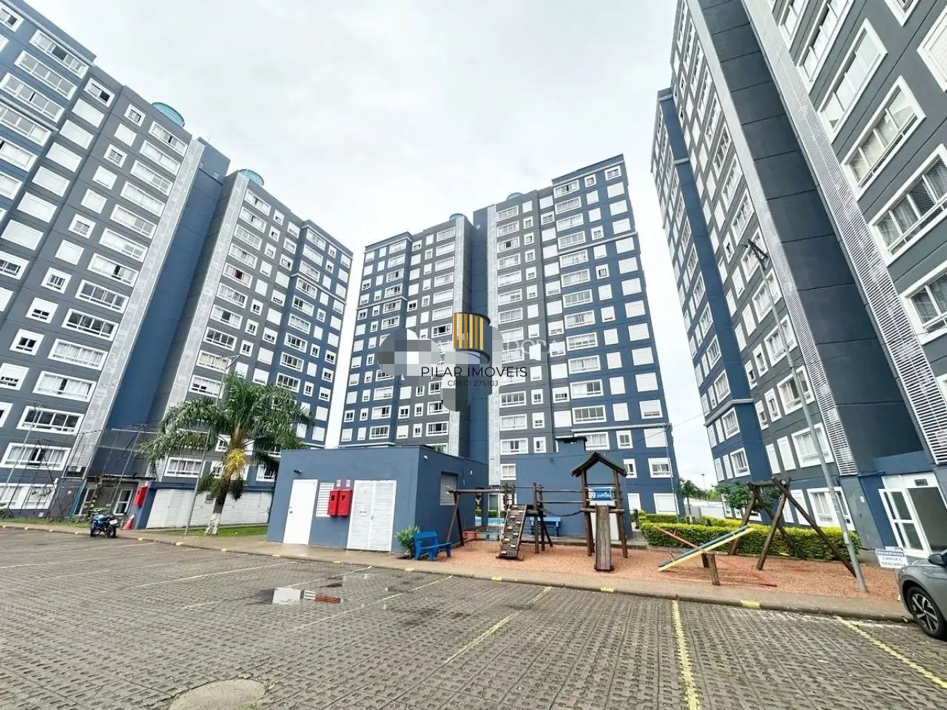 Apartamento de 2 quartos com 49 metros e 1 vaga de garagem andar alto.