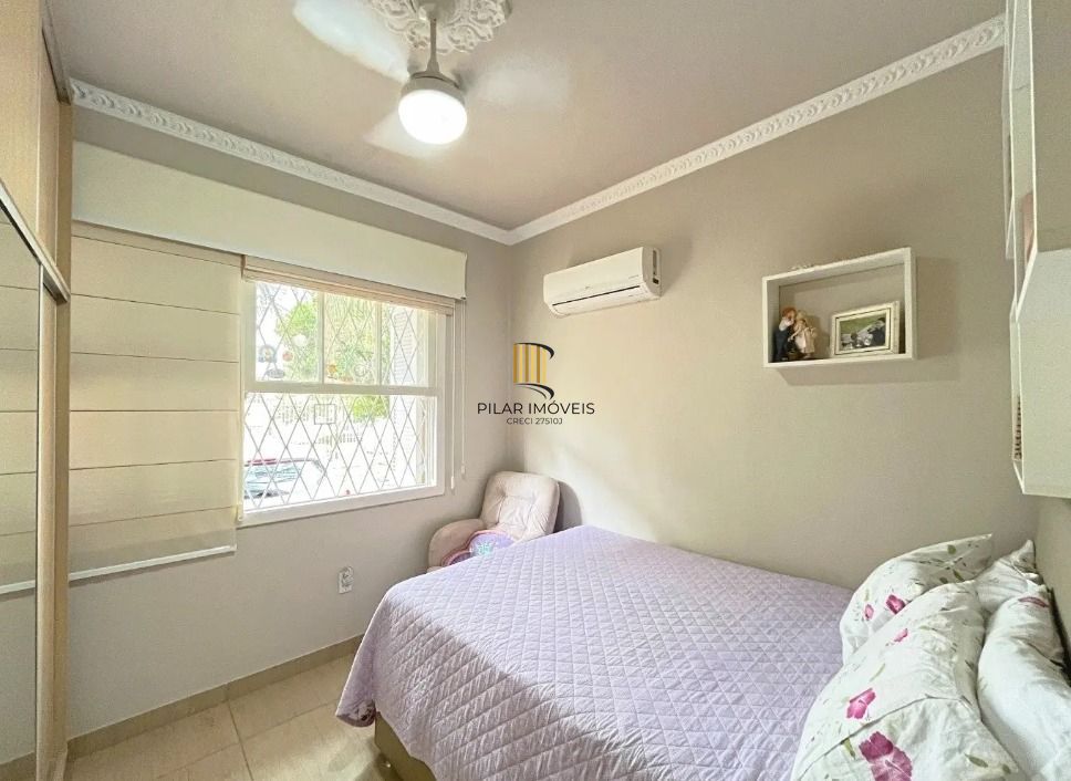 Apartamento térreo com 2 dormitórios no Bairro Menino Deus