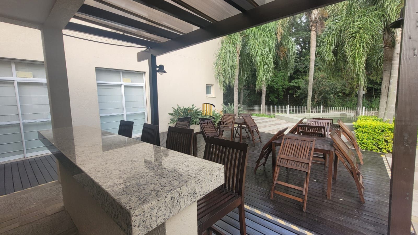 Apartamento mobiliado de 2 quartos, elevador e 1 vaga Jardim Lindóia