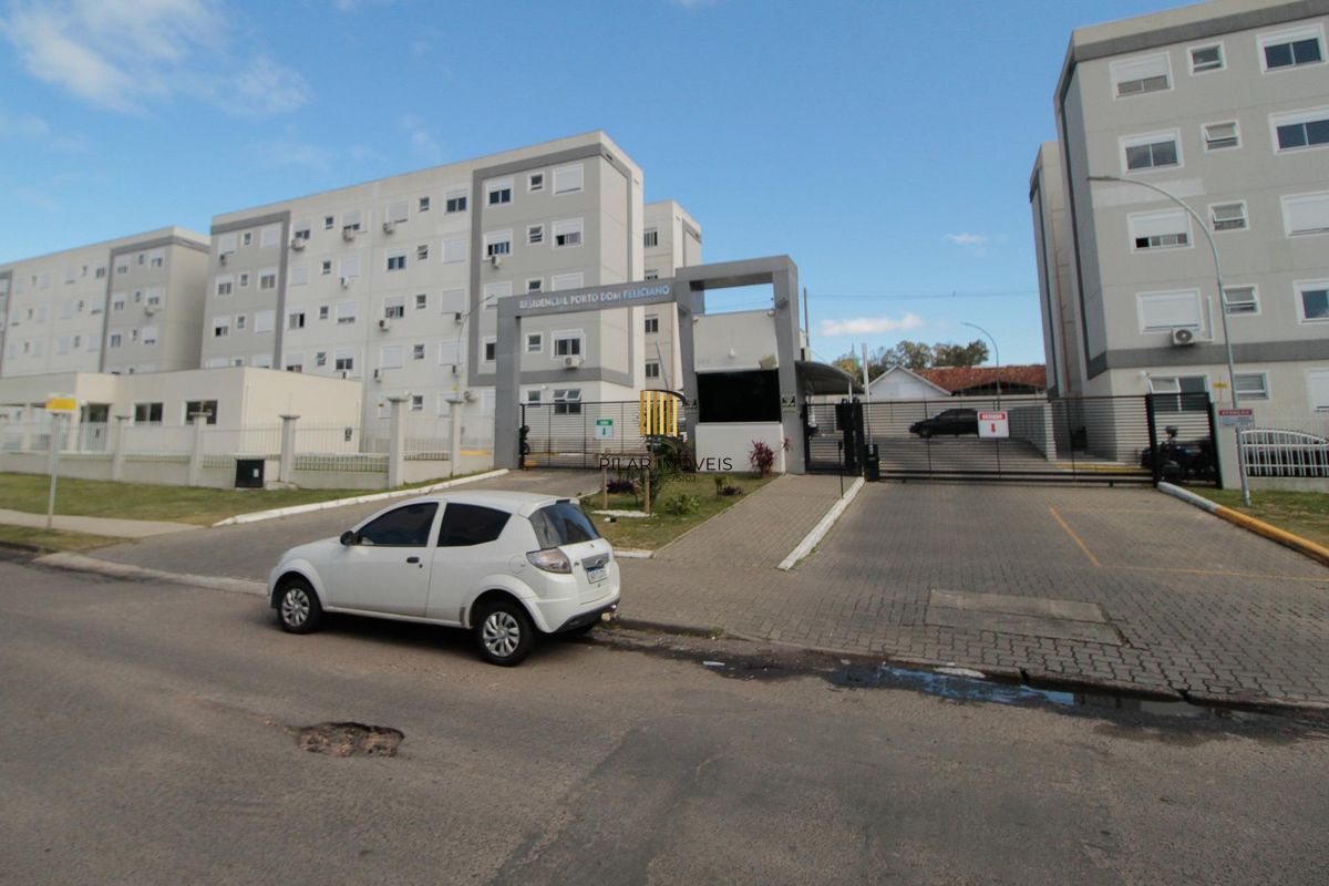 Apartamento 2 dormitórios Linda Vista, 1 vaga e Piscina na Av. Protásio Alves