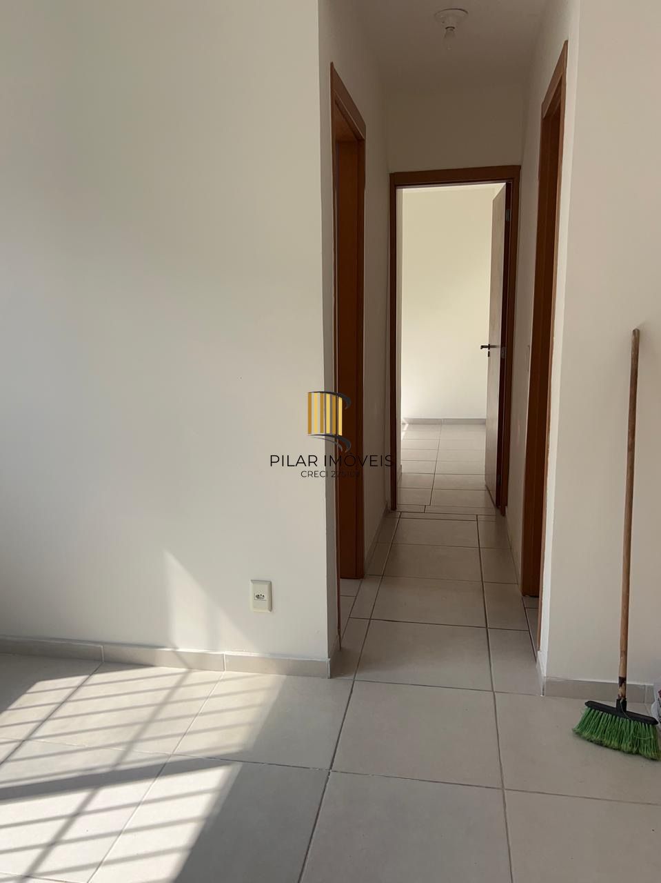 Apartamento Térreo 2 quartos em condomínio fechado com piscina e infra completa