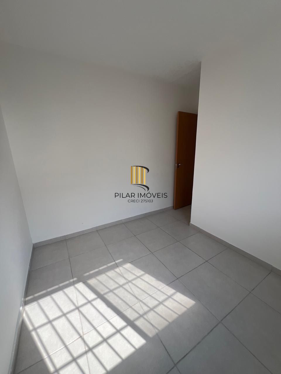 Apartamento Térreo 2 quartos em condomínio fechado com piscina e infra completa