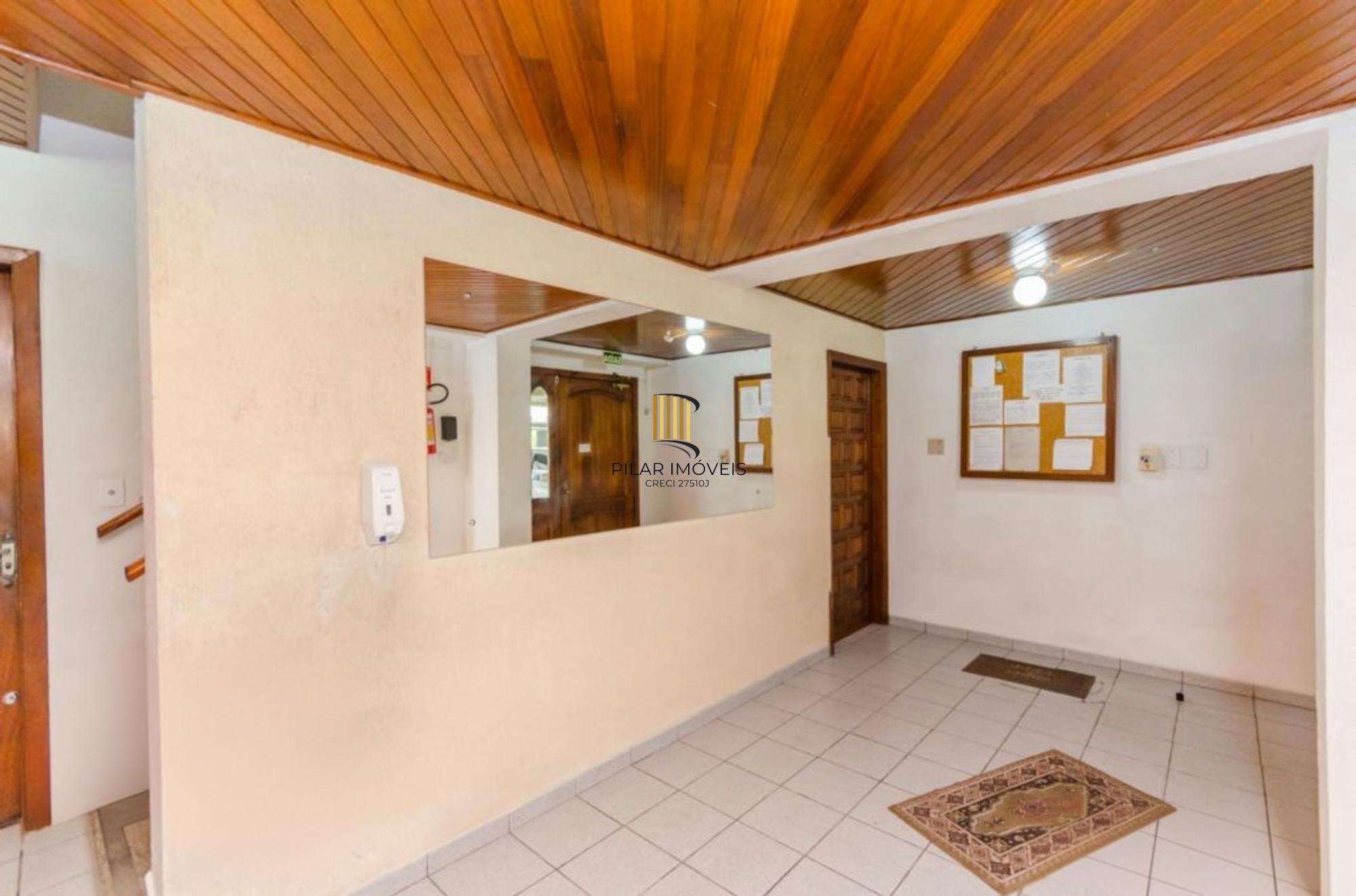 Apto de 1 dormitório Semi Mobiliado segundo andar no bairro Jardim Itu