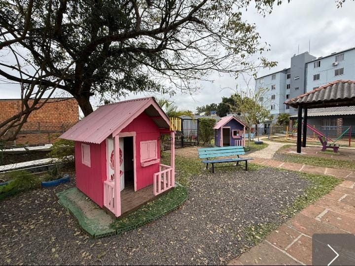 Apartamento com 2 dormitórios no Bairro Vila Nova