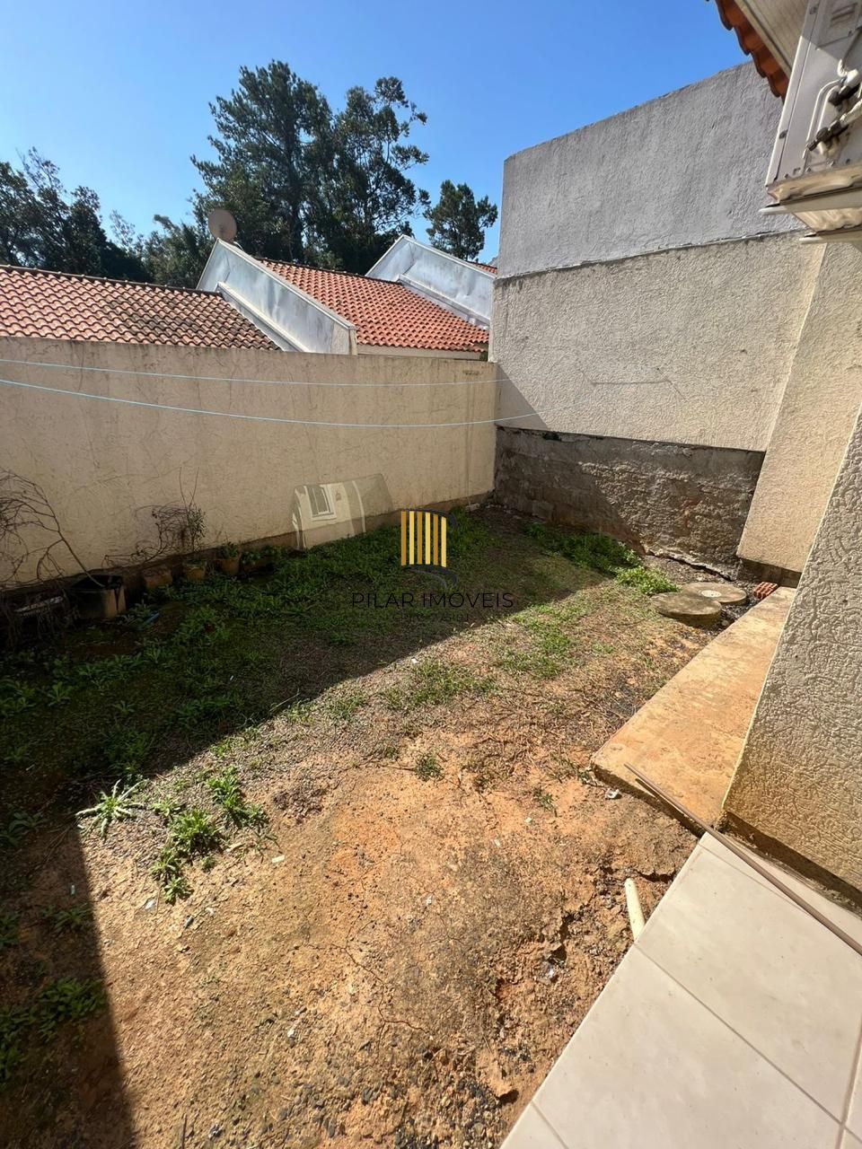 Casa de Condomínio 1 quarto e 1 vaga e pátio fechado à venda, 66m² - Formoza