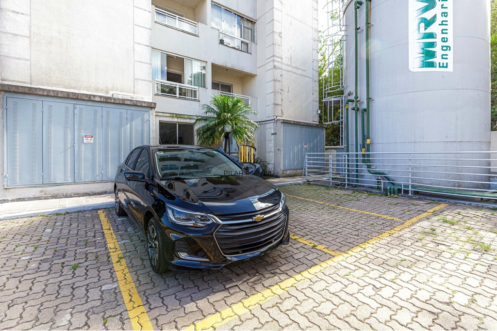 Apartamento com Sacada Morro Santana com 1 vaga de garagem