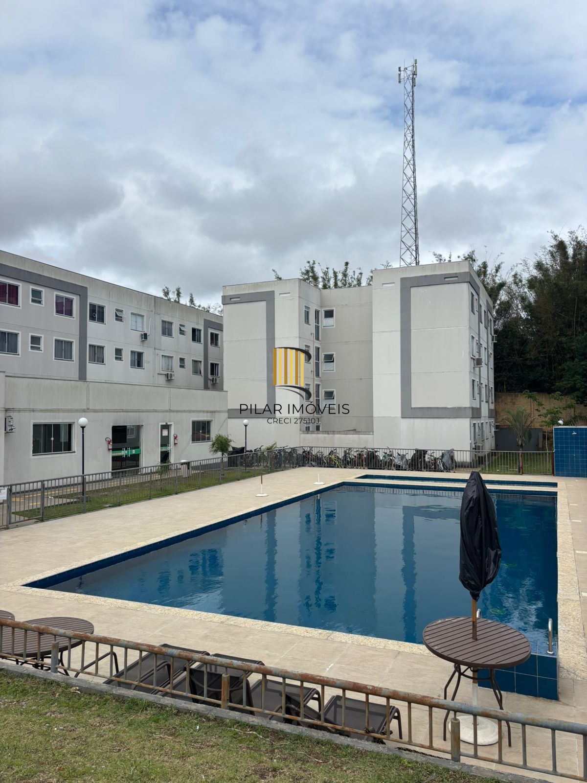 Apartamento Térreo 1 dormitório em condomínio fechado piscina, Viamão