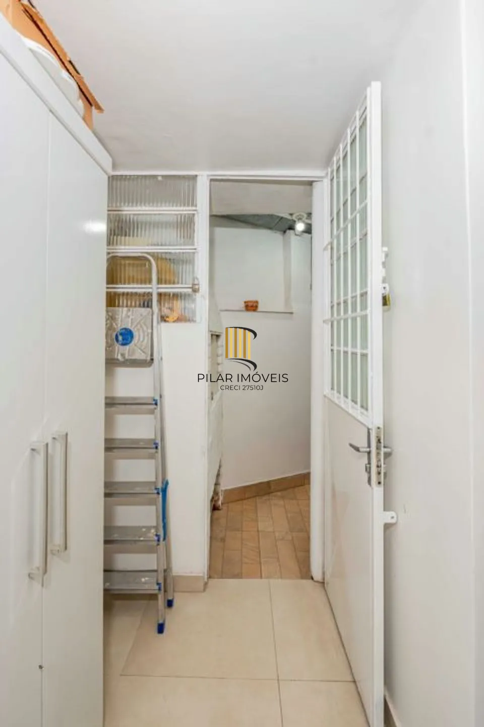 Apartamento Garden, 3 dormitórios, 1 suíte e churrasqueira no bairro Santana.