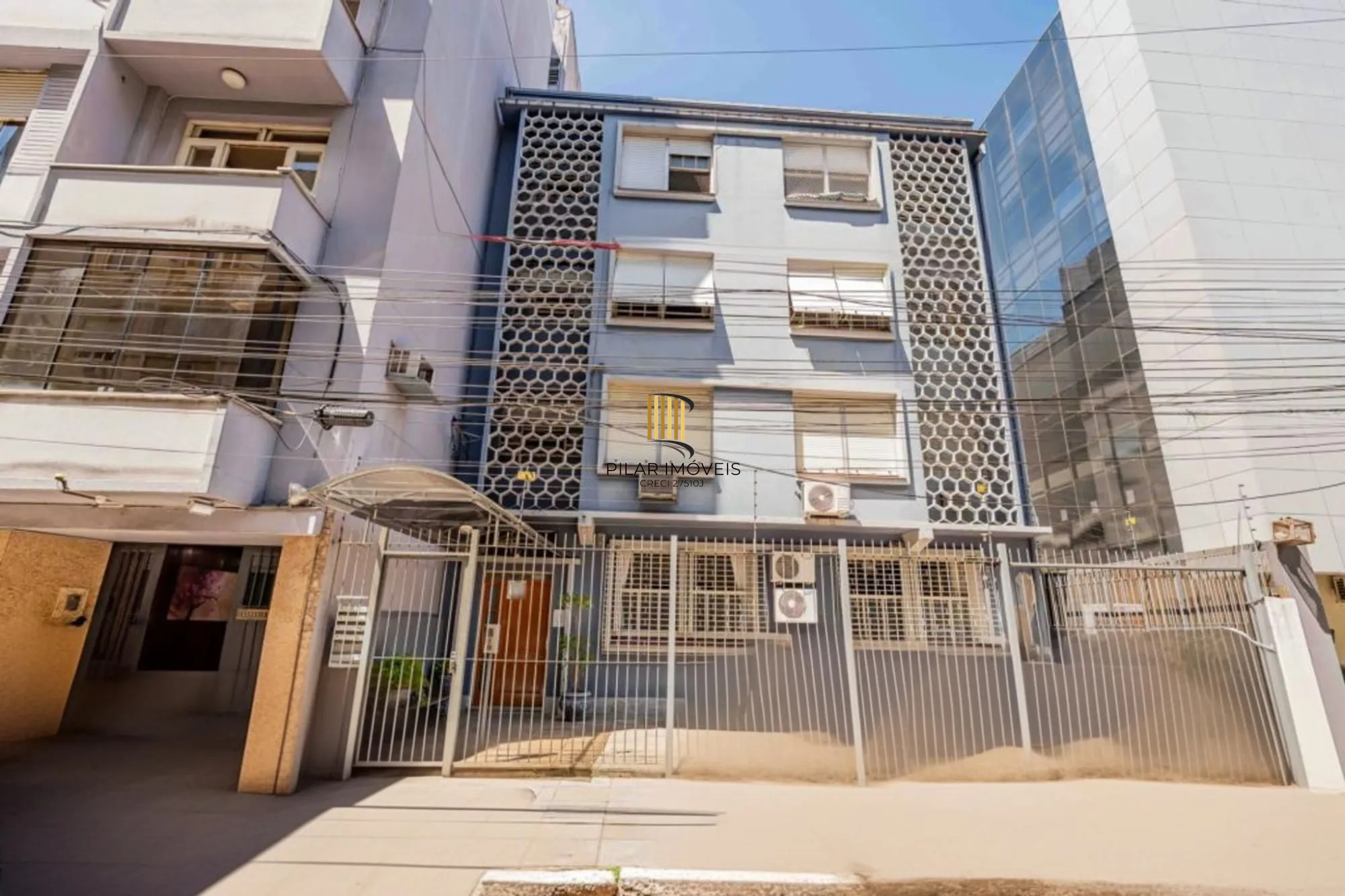 Apartamento Garden, 3 dormitórios, 1 suíte e churrasqueira no bairro Santana.