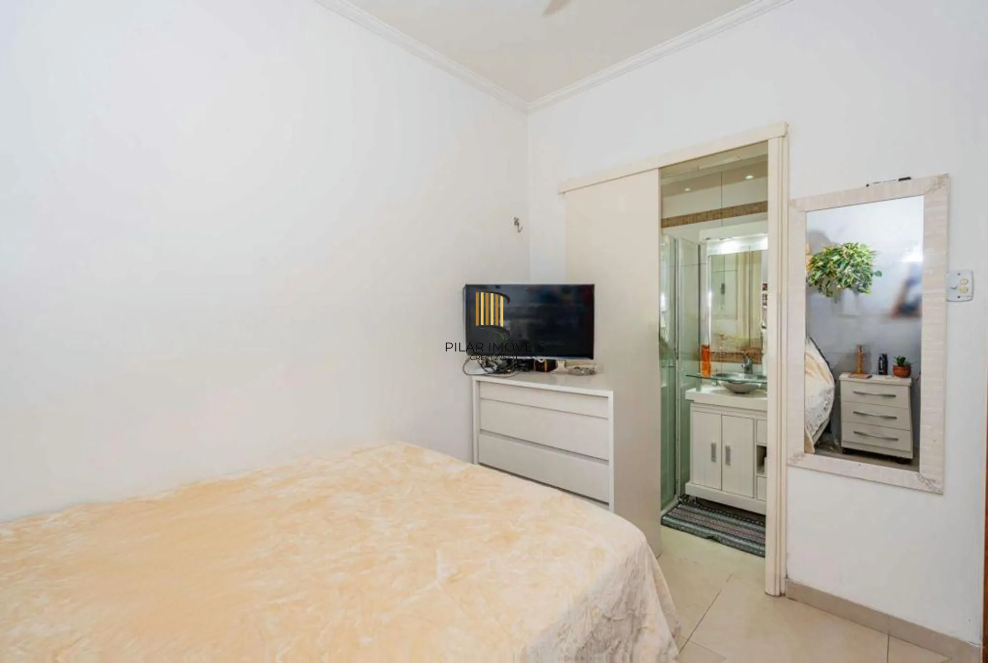 Apartamento Garden, 3 dormitórios, 1 suíte e churrasqueira no bairro Santana.