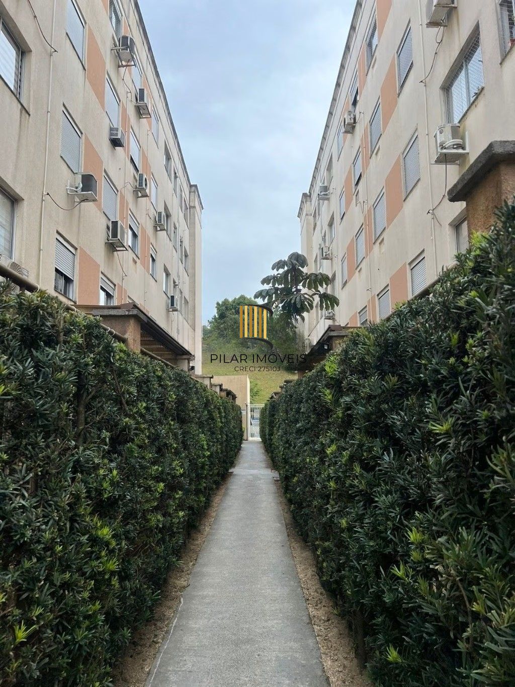 Apartamento térreo, 2 quartos, vaga e  piscina no bairro Jardim Itu