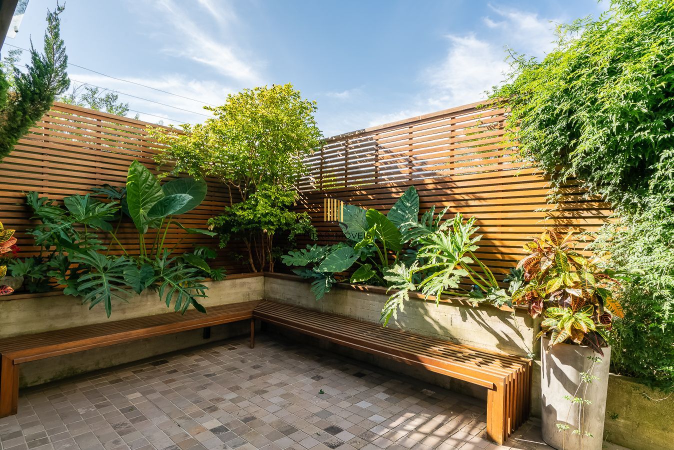 Casa em Condomínio com 4 quartos e 275m² à venda em Sarandi, Porto Alegre.