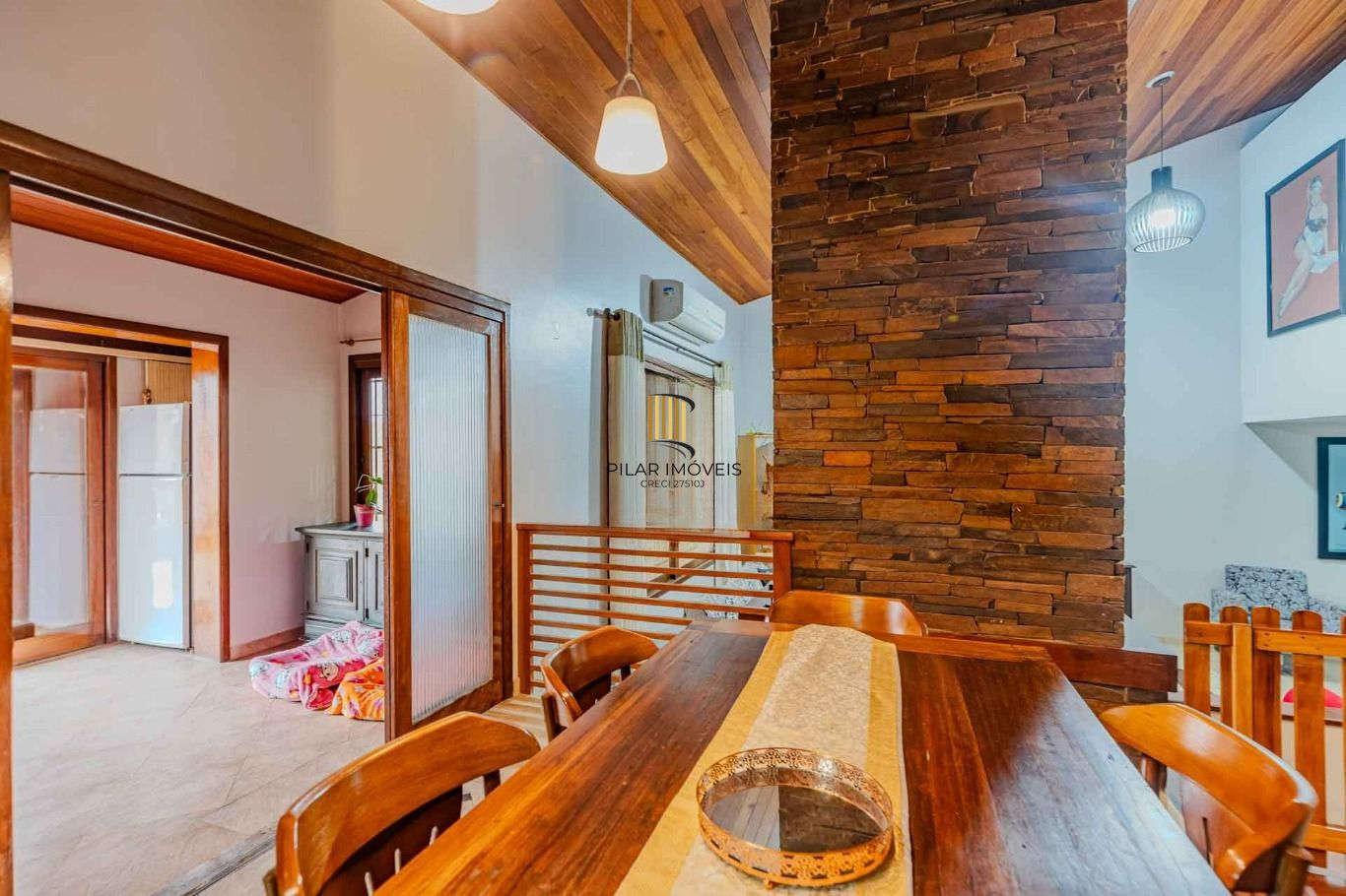 Casa com 3 quartos e 4 vagas no Bairro Vila Ipiranga