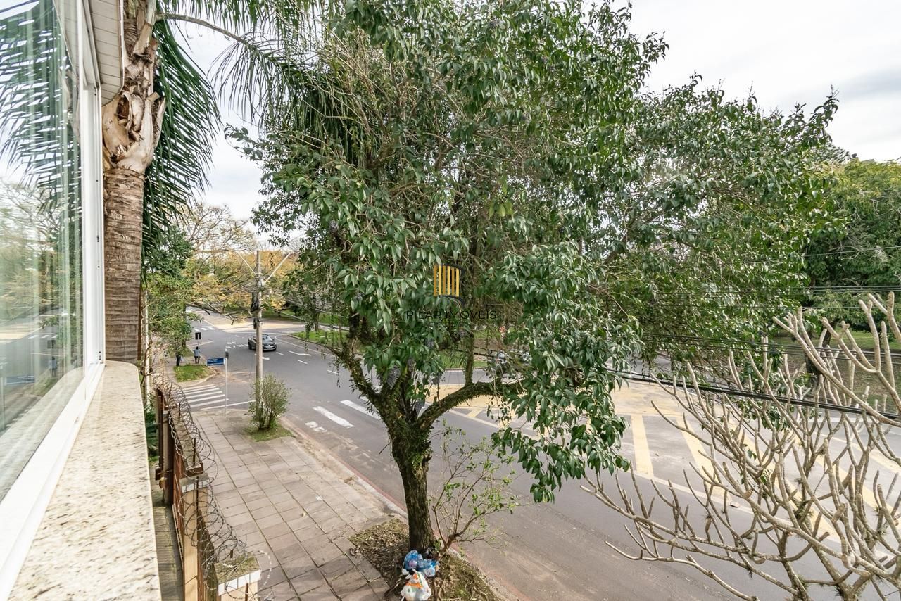 Apartamento 2 quartos, 1 suíte, 74m² e elevador no bairro Vila Ipiranga.