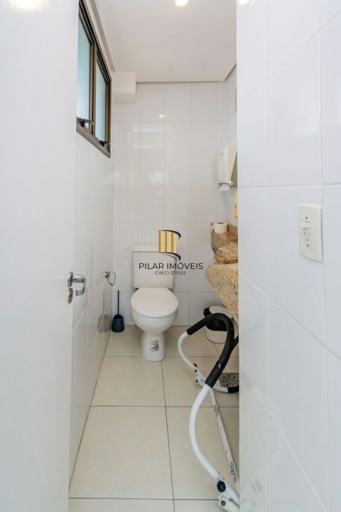 Apartamento com 3 quartos 2 vagas e elevador e gás central no Bairro Santana