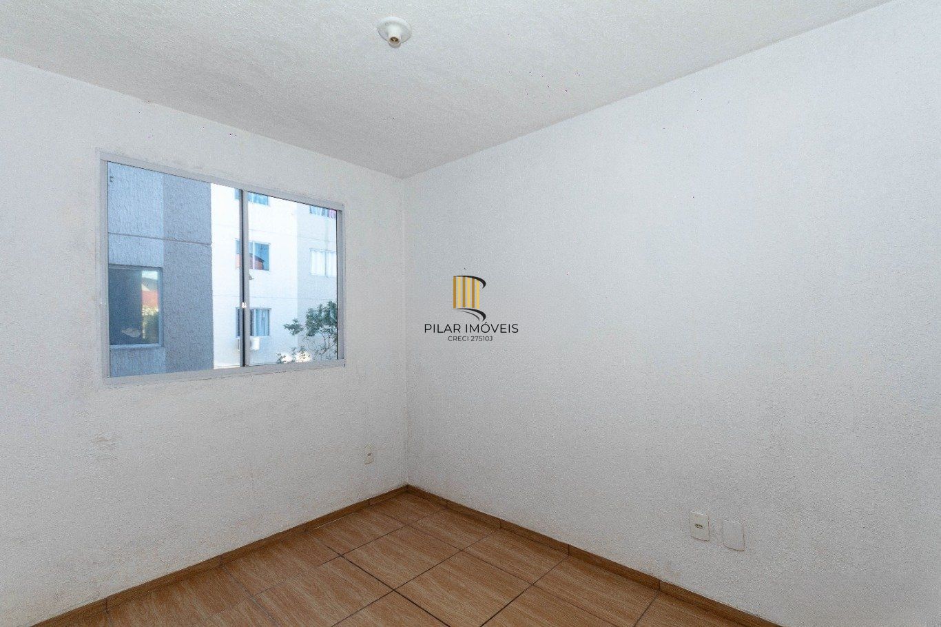 Apartamento com 2 dormitórios, e 1 vaga no bairro Estancia Velha em Canoas.