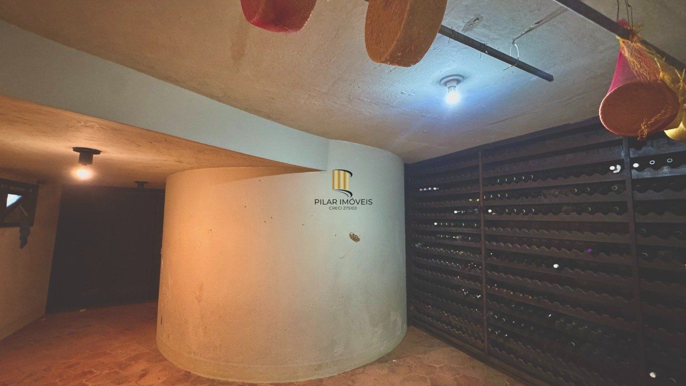 Casa com 4 Quartos e 4 banheiros, 600 m² por R$ 3.790.000 no Jardim Lindóia.