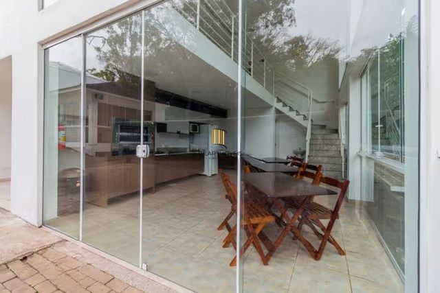 Casa em condomínio de 3 quartos no Bairro Teresópolis Porto Alegre.
