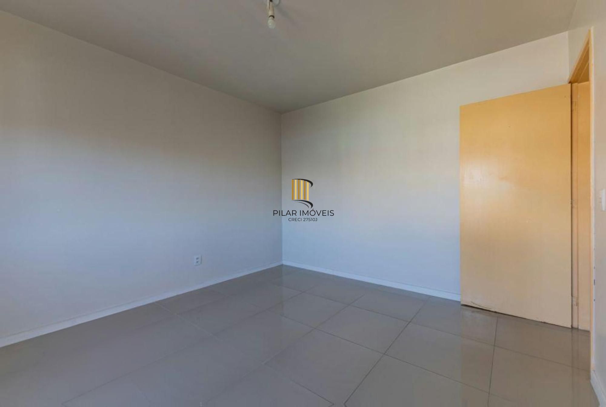 Apartamento com 2 quartos, vaga coberta e sol da manha no bairro Santana