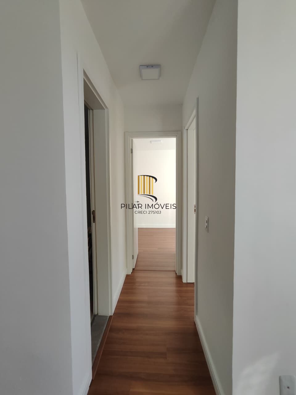 Apartamento com 02 quartos no Bairro Alto Petrópolis e 01 vaga de garagem