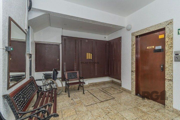 Apartamento com 2 quartos e elevador no bairro Centro Historico