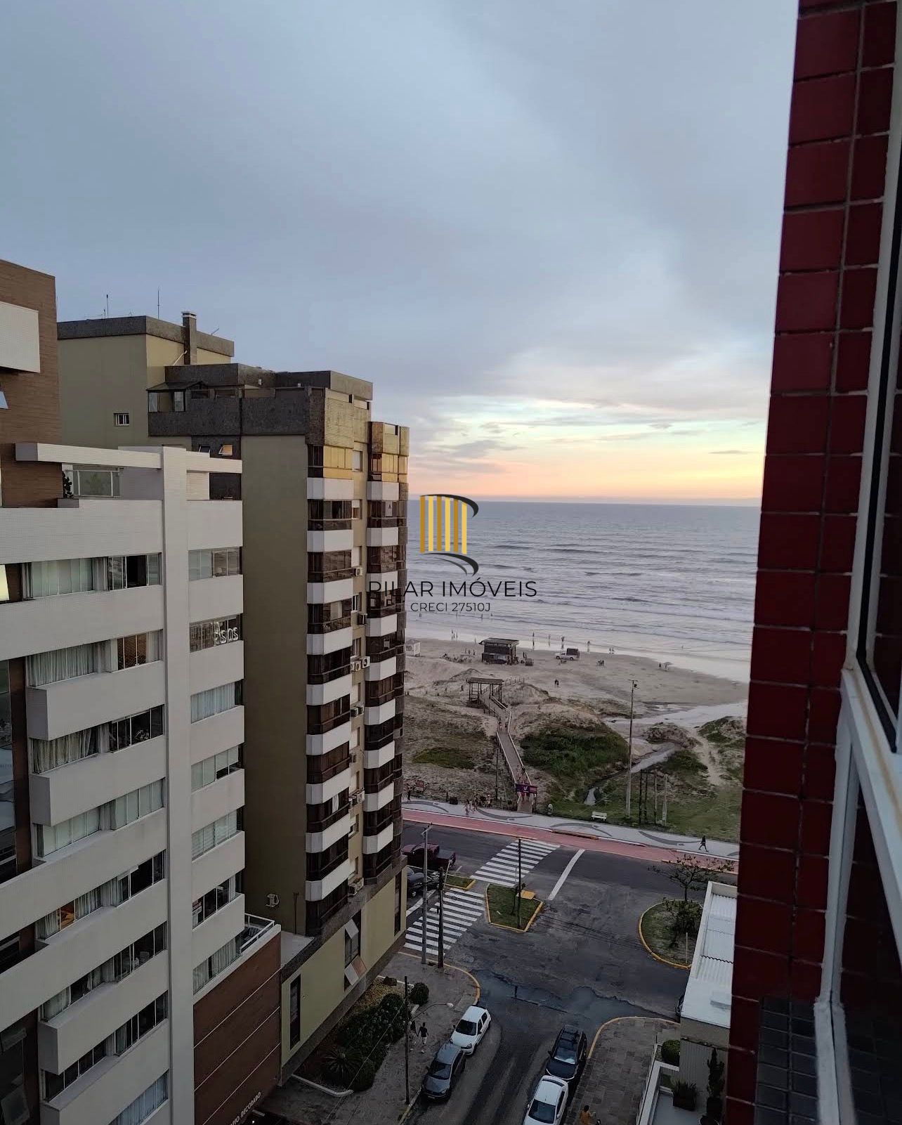 Apartamento 2 quartos com 1 vaga escriturada, Piscinas, Capão da Canoa.