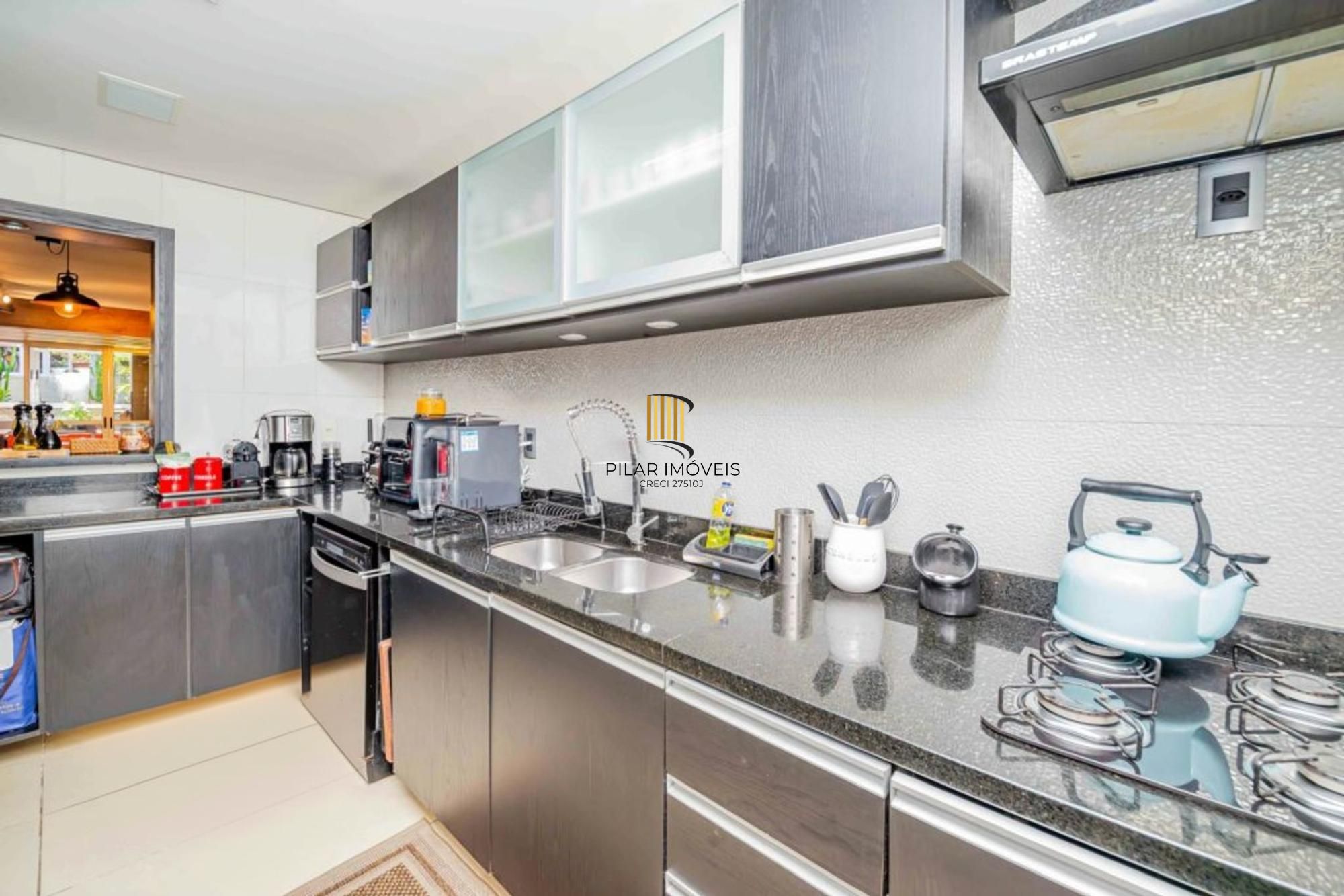 Apartamento garden com 2 quartos e 110m² à venda em Mont'serrat,