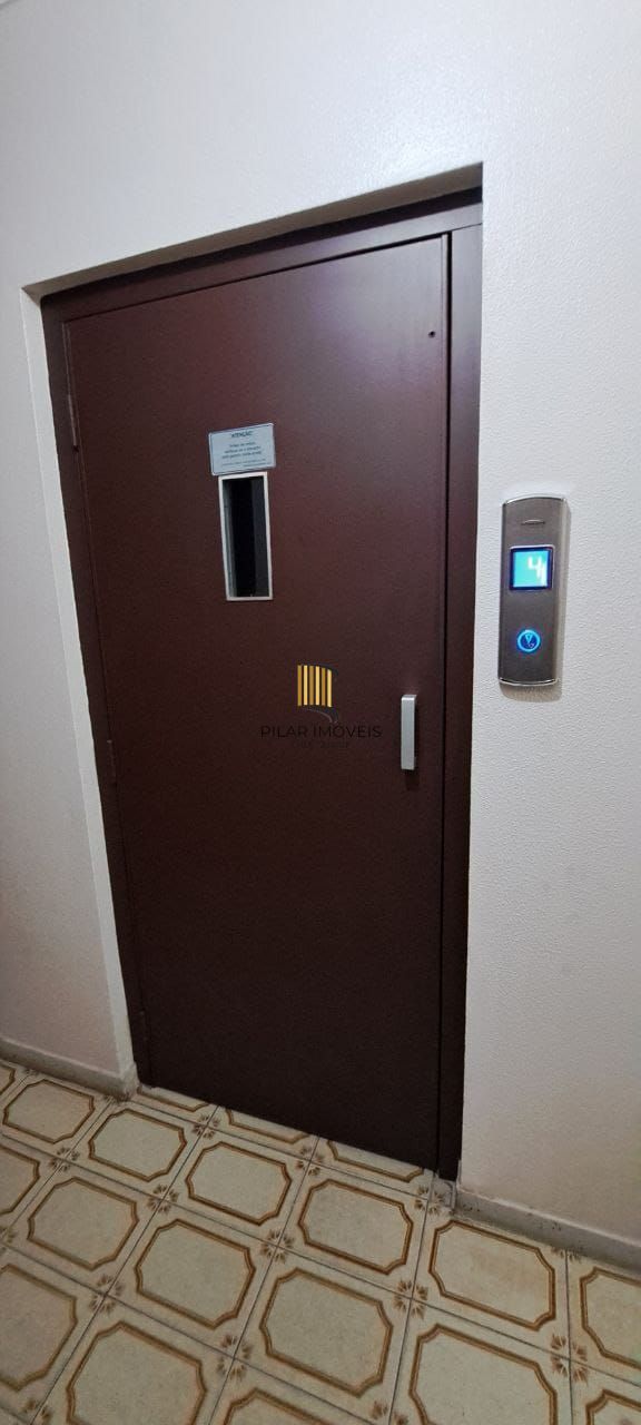Apartamento com 2 dormitórios e 64m² à venda no Bairro Passo da Areia