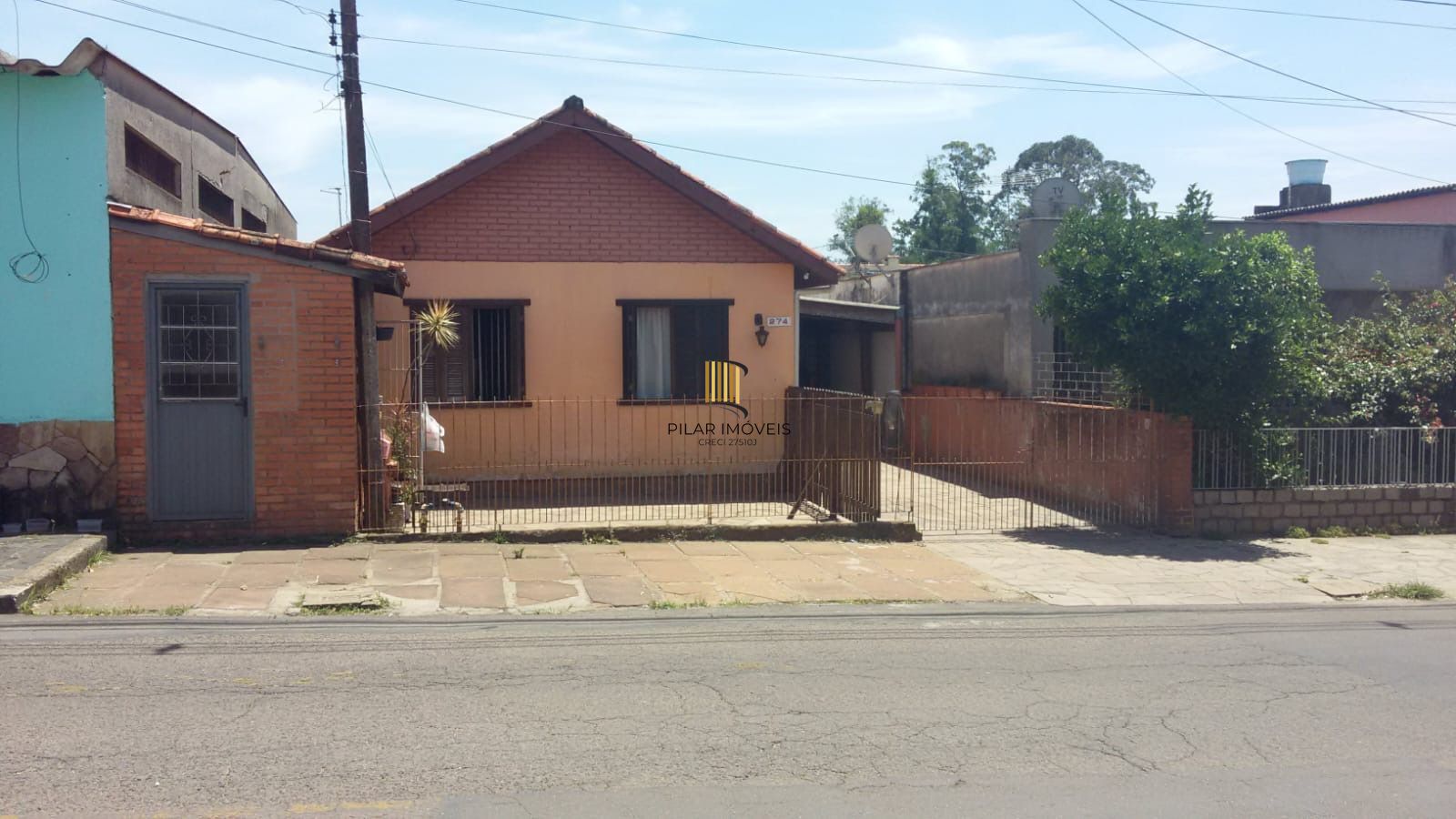 Casa com 3 dormitórios em Cachoeirinha