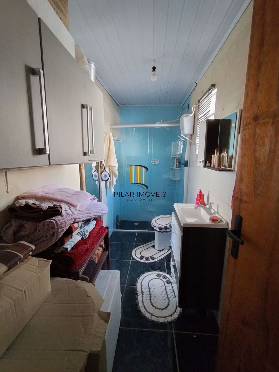 Casa de 3 dormitórios e 4 vagas de garagem em Canoas.