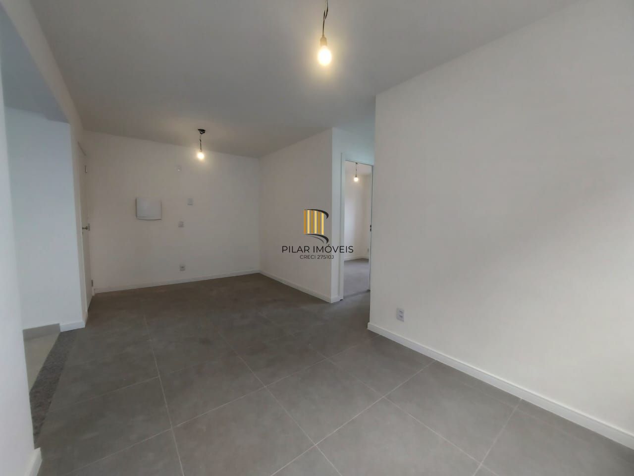 Apartamento de 2 quartos, suíte, elevador e 1vaga no bairro Jardim Sabará