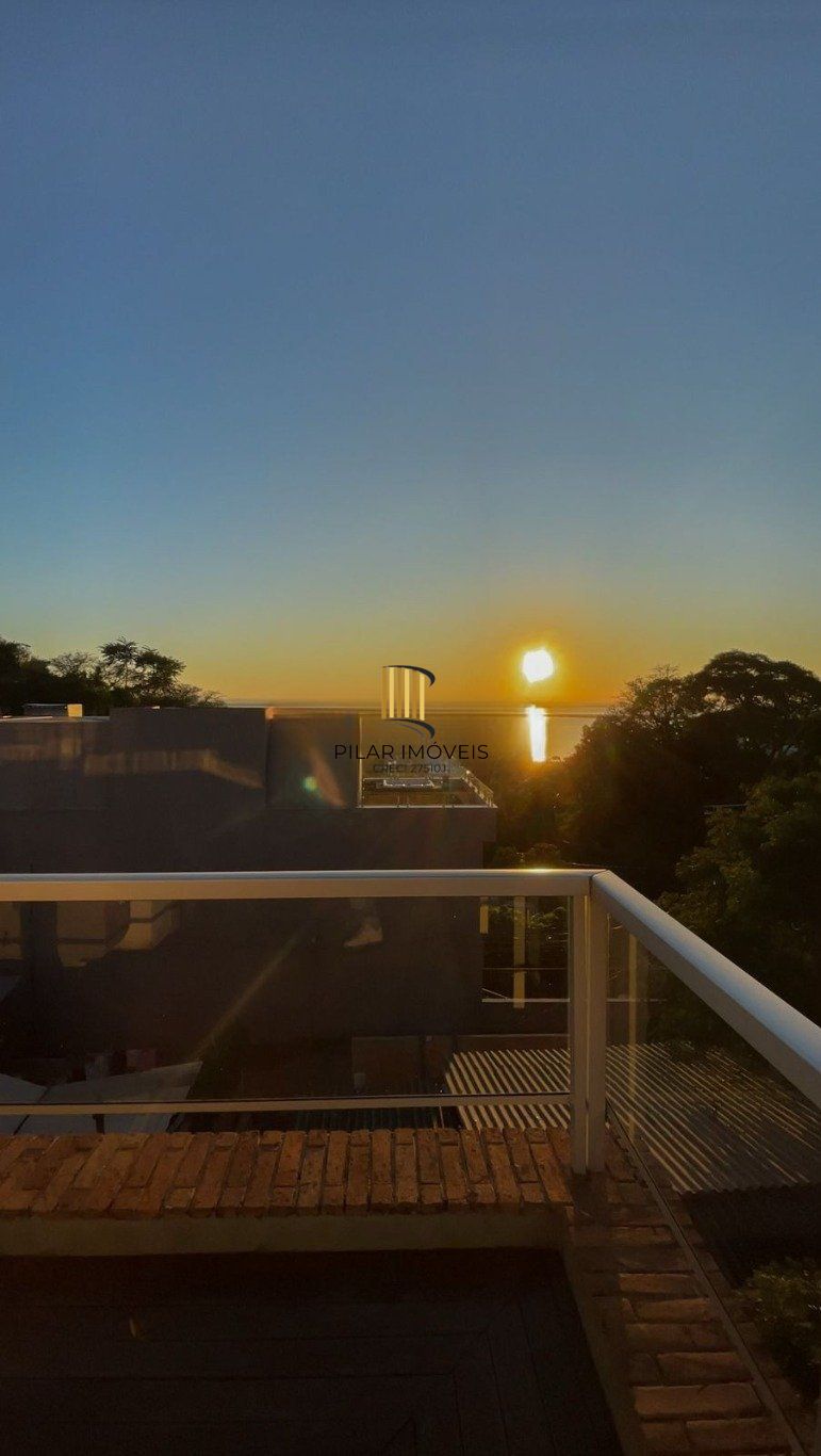 Casa com 4 quartos e 339m² à venda em Santa Tereza, Porto Alegre. - Pilar Imóveis