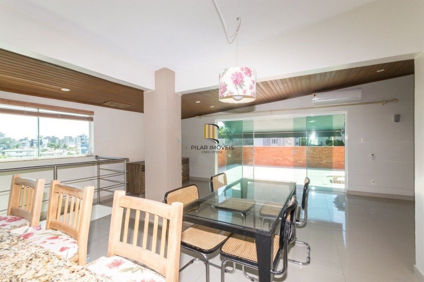 Cobertura à venda com 2 quartos 153 m²  avenida Mariland, São João, Porto Alegre