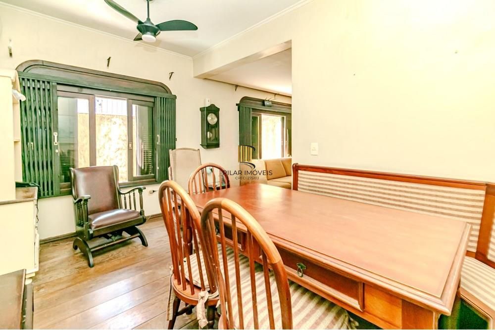 Casa com 3 dormitórios e 185m² no bairro higienópolis