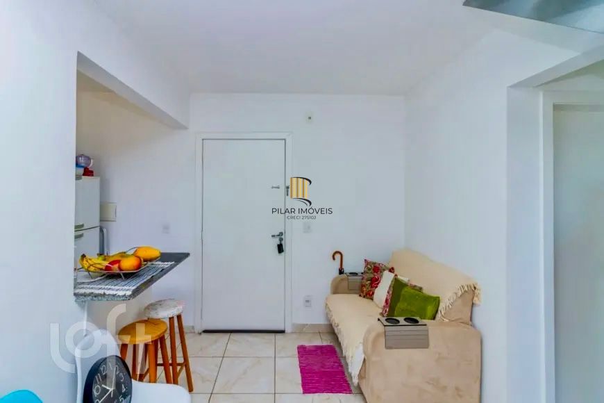 Cobertura com 2 quartos e 1 vaga de garagem na Rua Sadi Castro.