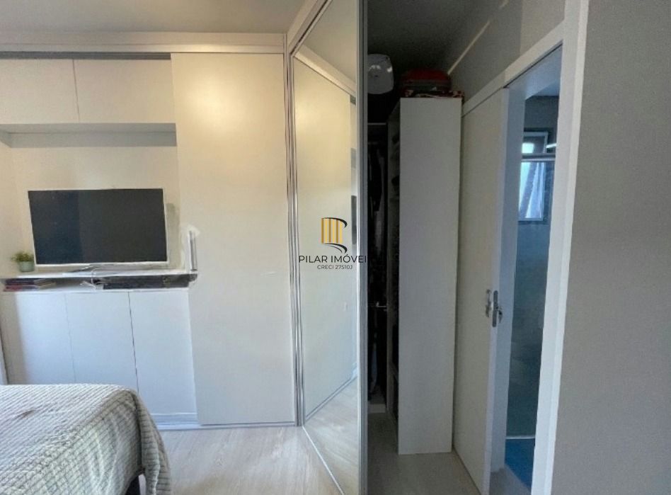 Cobertura de 2 quartos, suíte, 2 vagas no bairro Jardim Planalto.