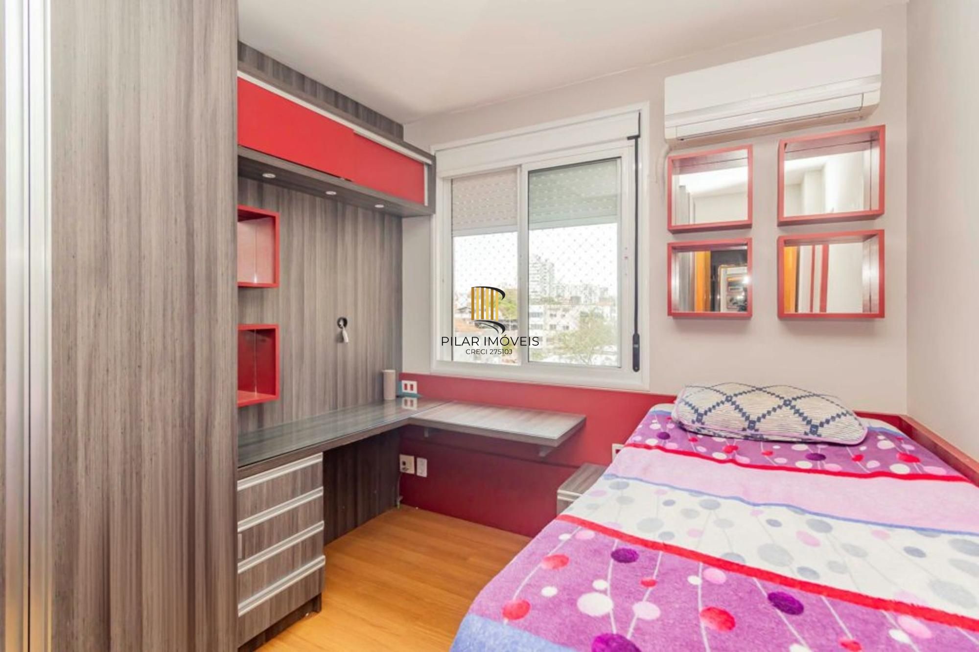 Apartamento com 2 quartos, vaga de garagem e elevador  no bairro Passo da Areia