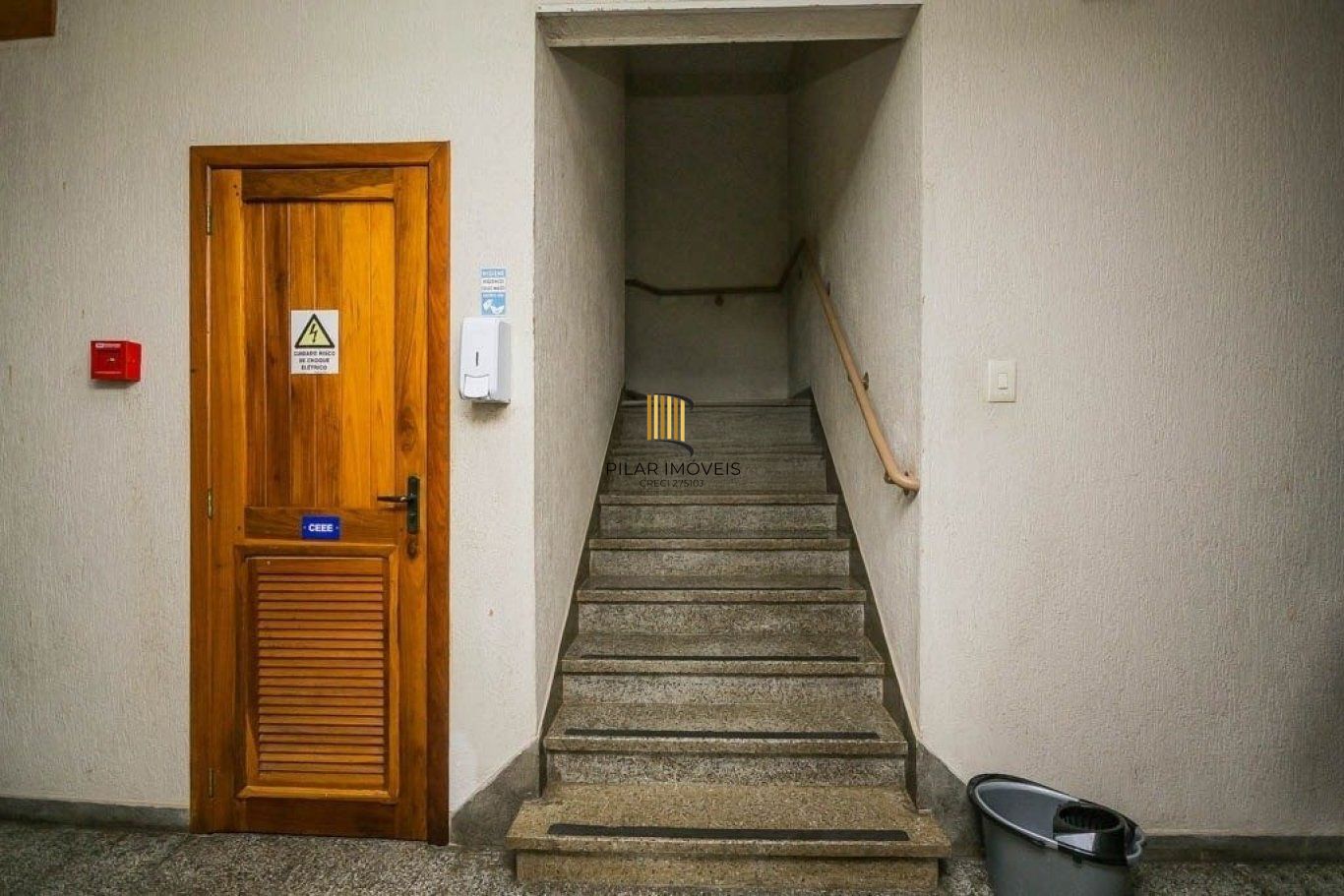 Apartamento à venda com 2 quartos 75 m² no Bairro Menino Deus