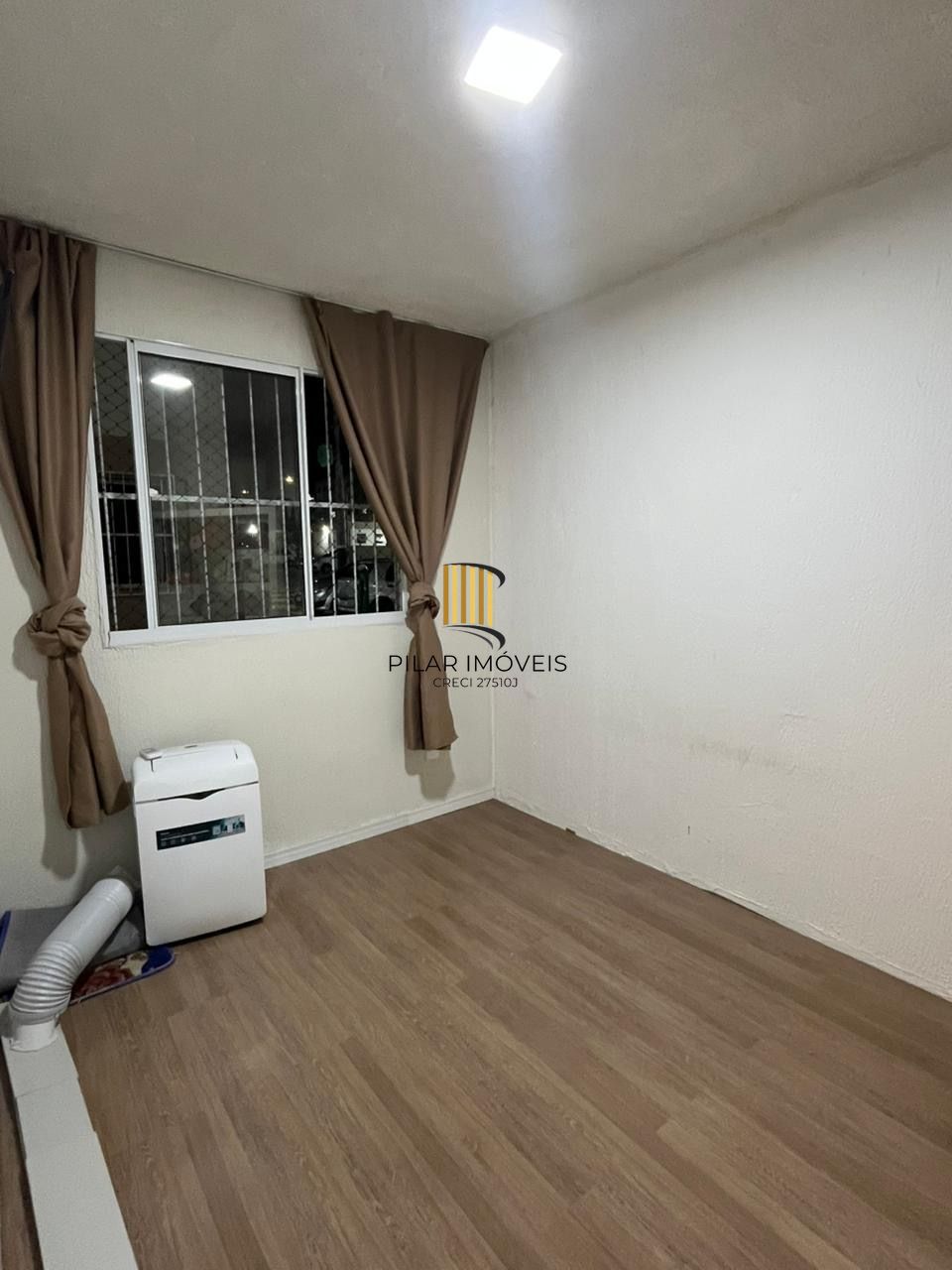 Apartamento 2 quartos térreo 1 vaga Jardim Leopoldina em Porto Alegre