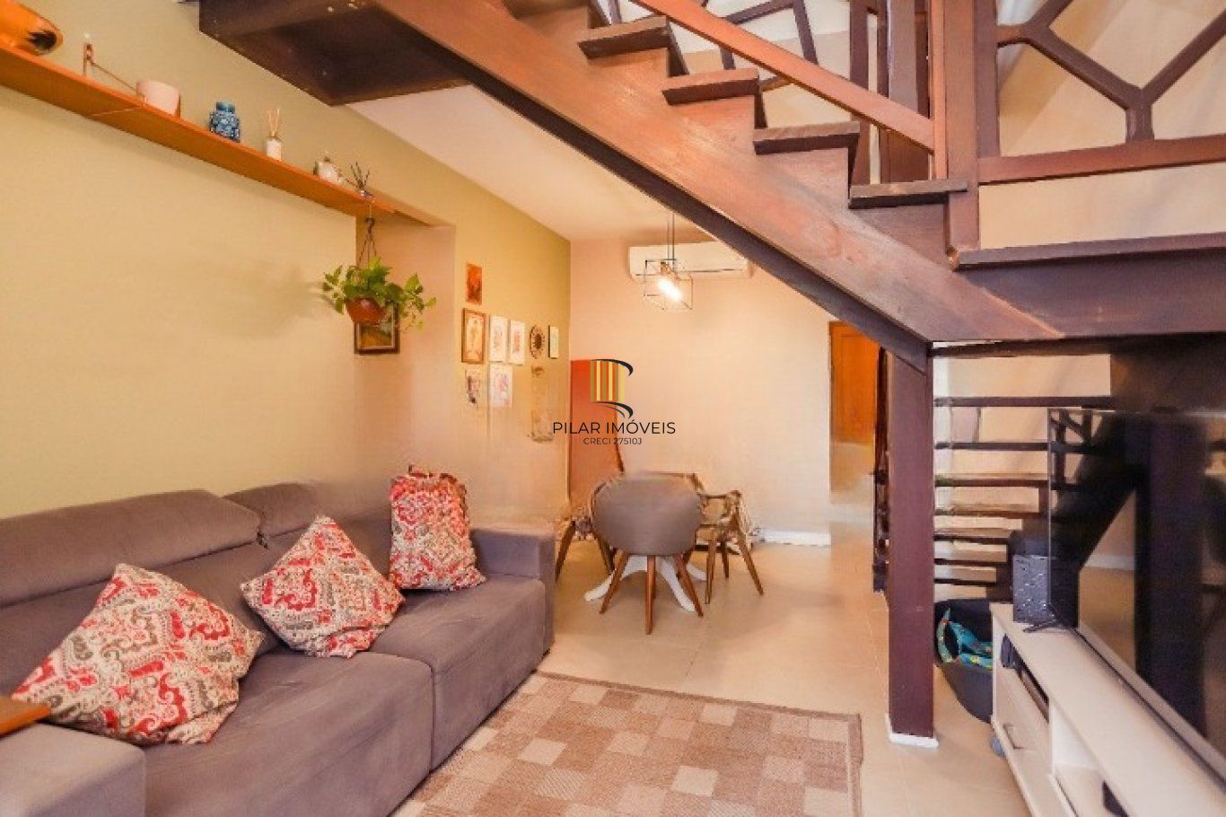 Cobertura com 3 quartos e 206m² à venda em São Sebastião, Porto Alegre.