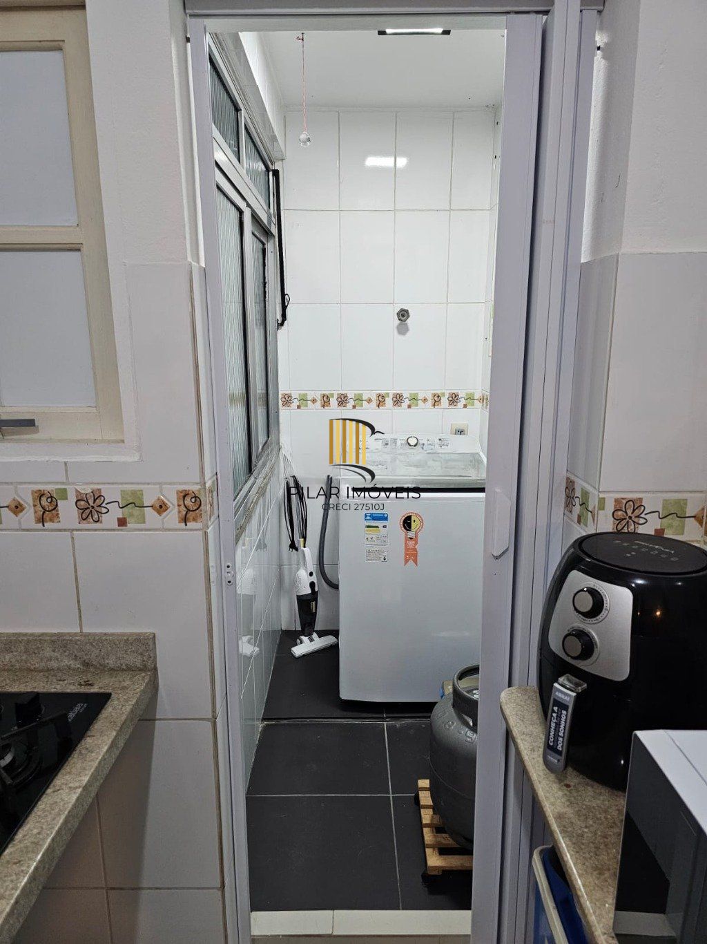 Apartamento de 2 quartos, 1 vaga, portaria 24 horas no bairro Higienópolis.