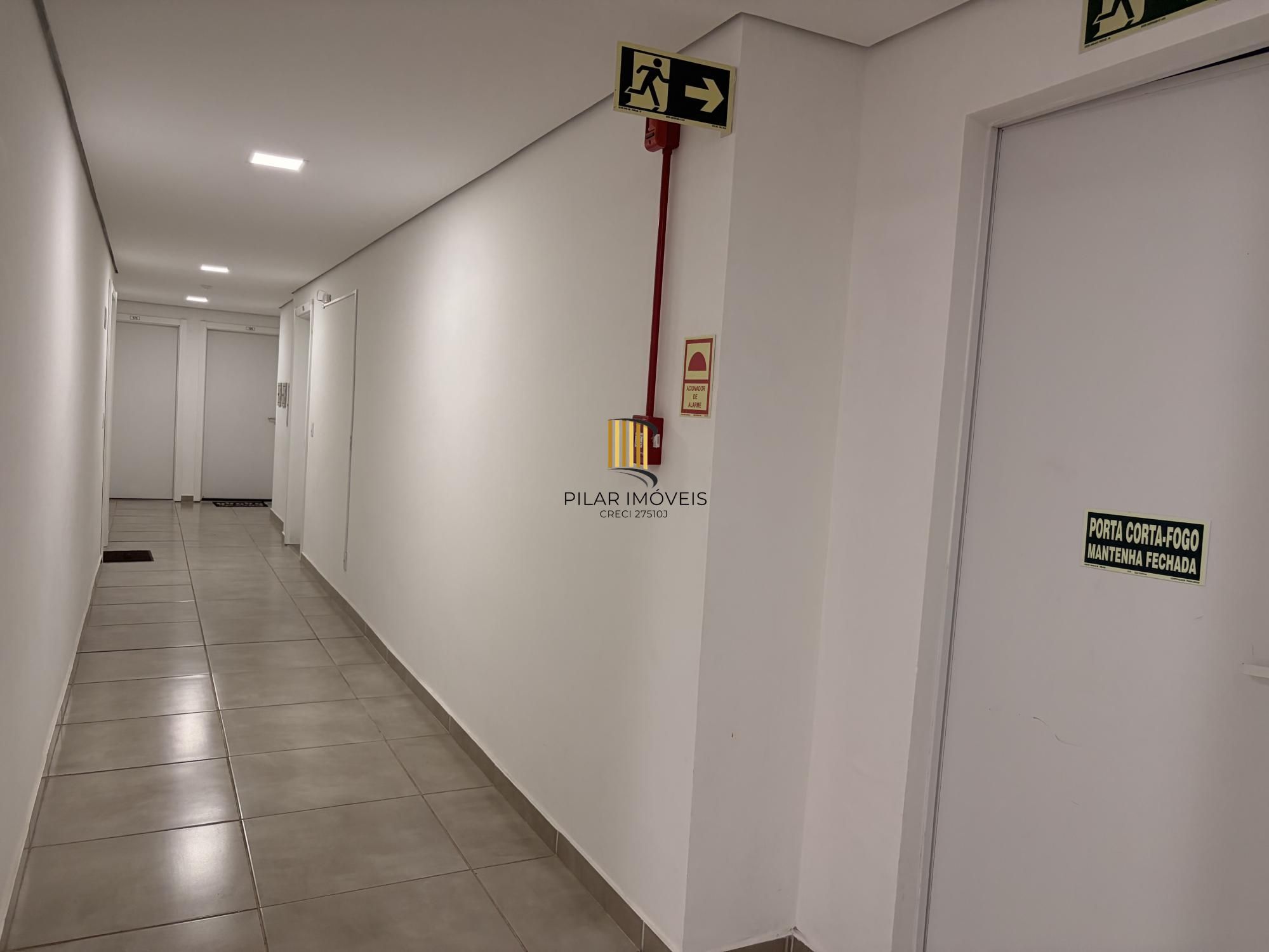 Apartamento 02 quartos no Bairro Alto Petrópolis e 01 vaga de garagem